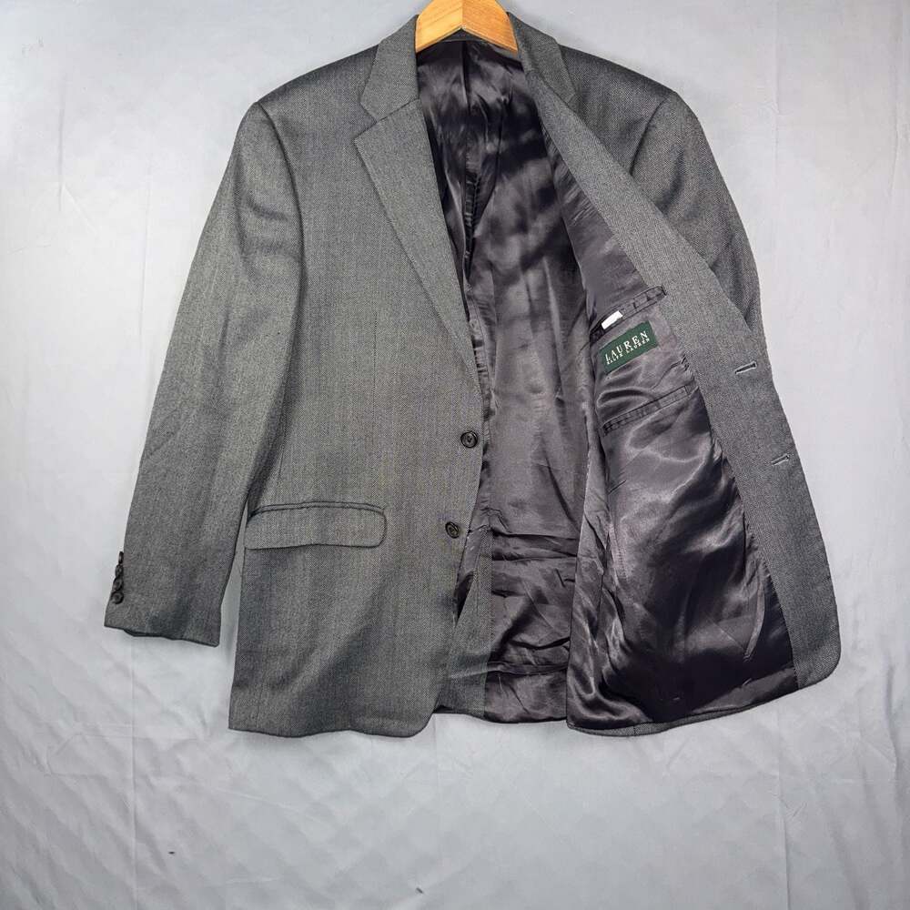 Lauren Ralph Lauren Men’s 40R Gray Herringbone Blazer Sport Coat 2 Button